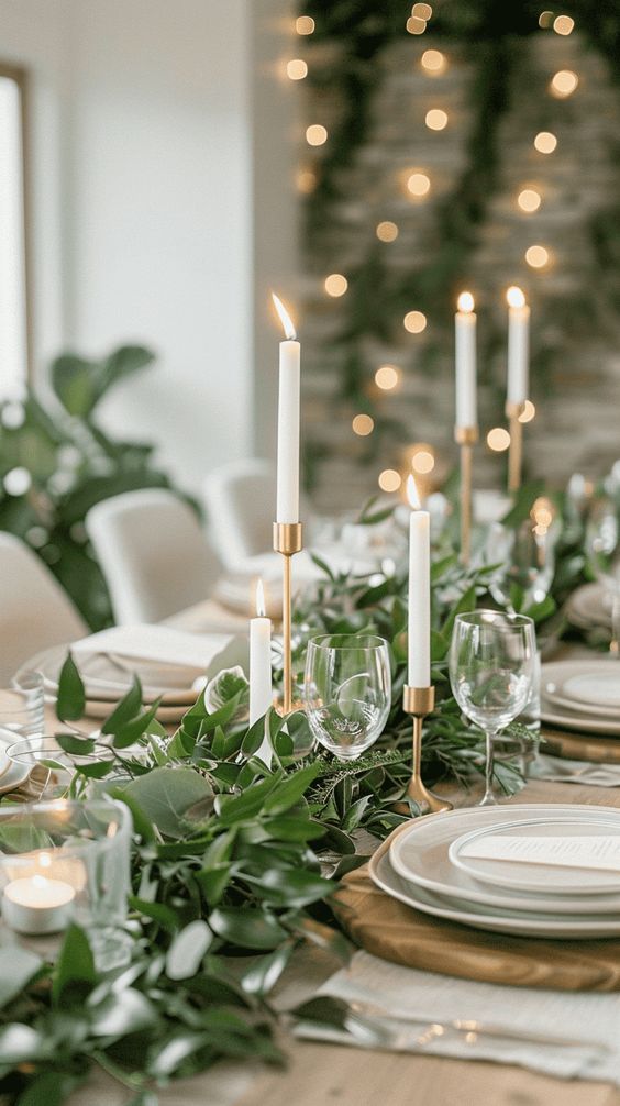 https://brbymary.com/modern-thanksgiving-tablescapes/